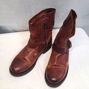 Olukai Nahuku Distressed Brown Ankle Leather Boots Womens Size 7 1/2